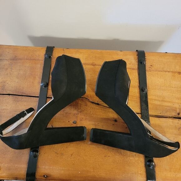 Kors Michael Kors Hannon Ankle Strap Platform black size 8.5 - Picture 3 of 9